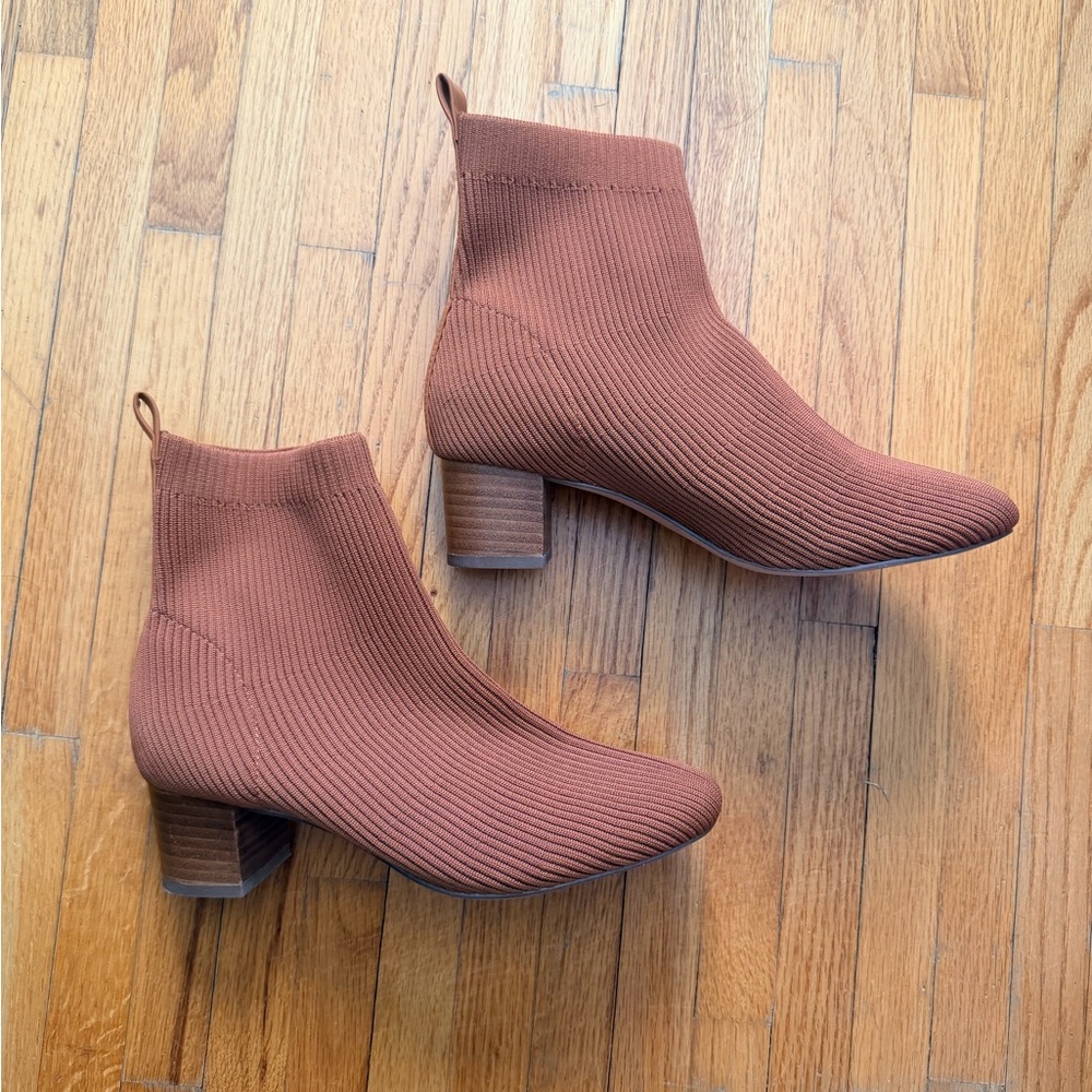 Women's Rust colored Ankle Boots